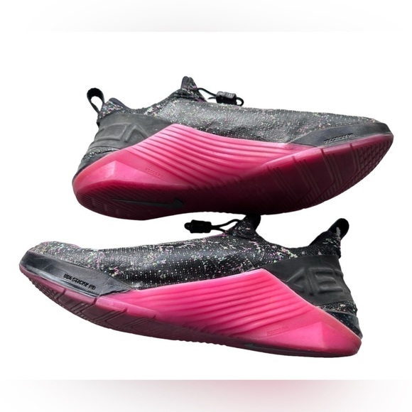 Nike React Metcon AMP in Black Blue Fury - Picture 3 of 9